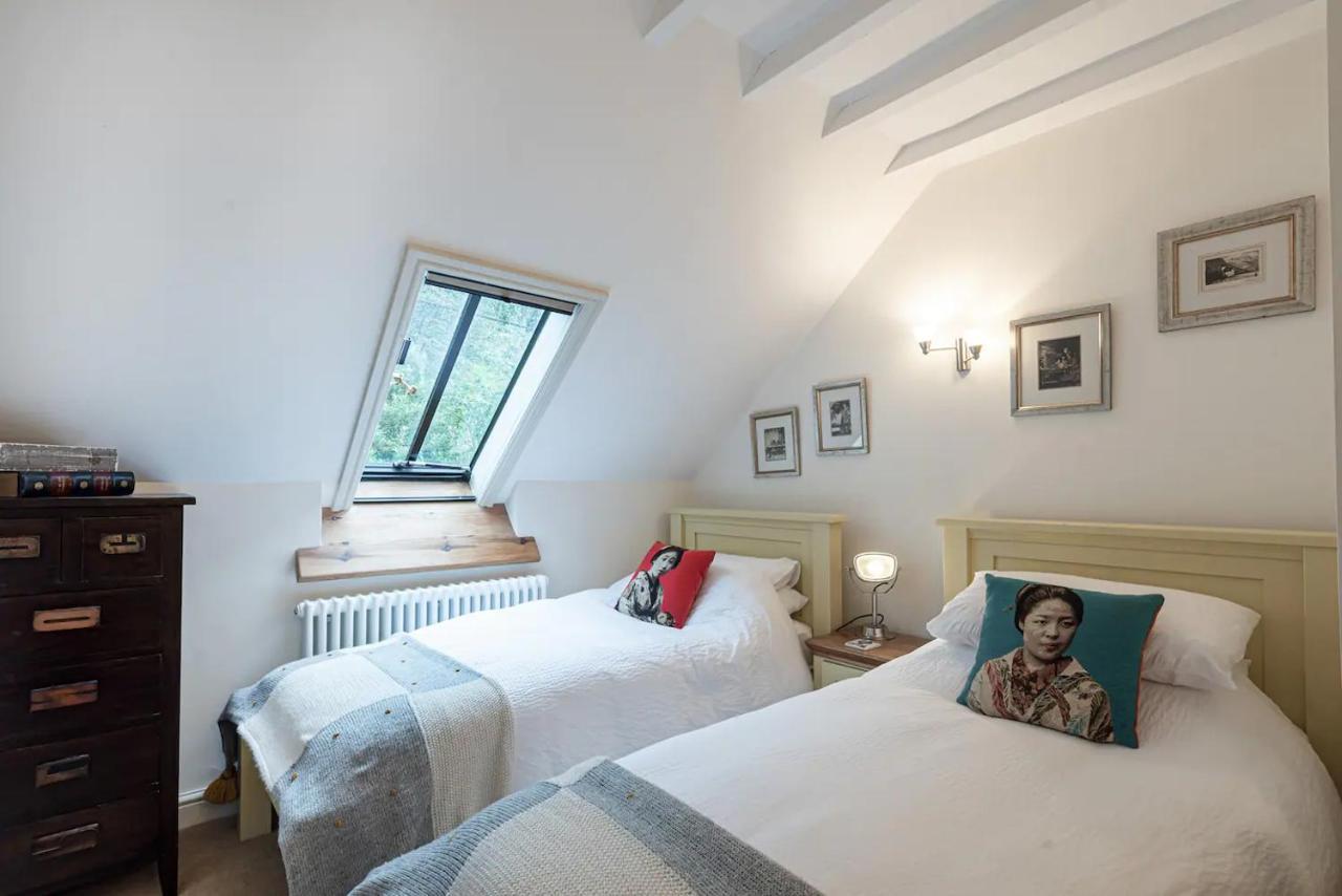 Converted Chapel, Stunning Sea & Mountain Views! Penmaen-mawr Εξωτερικό φωτογραφία